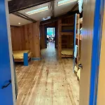 The Boat Shed Vandrarhem