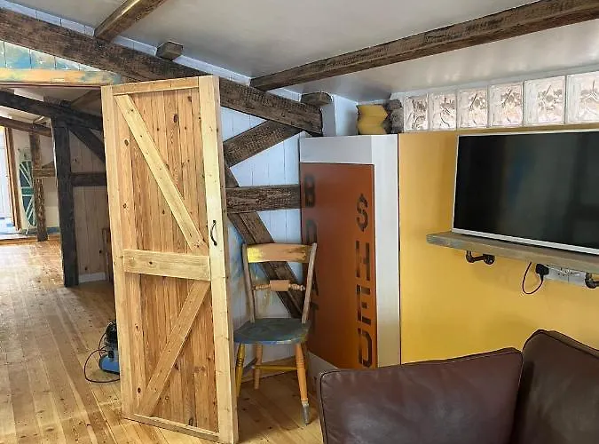 Hostel The Boat Shed Scarborough