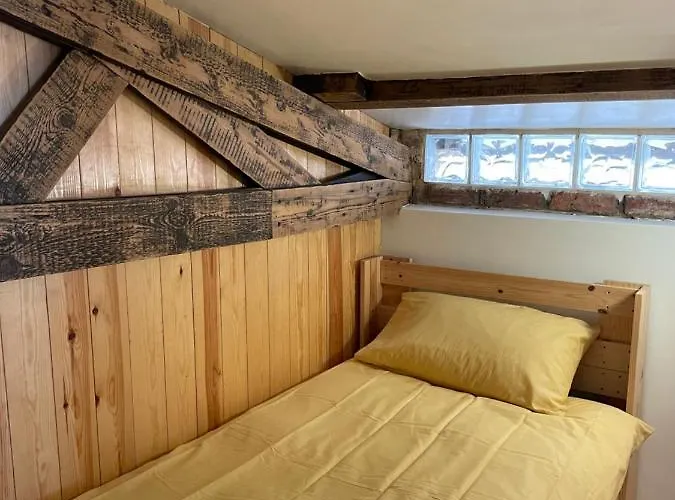 The Boat Shed * سكرابورو