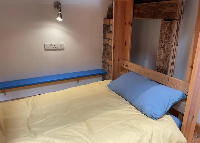 The Boat Shed Hostel Scarborough