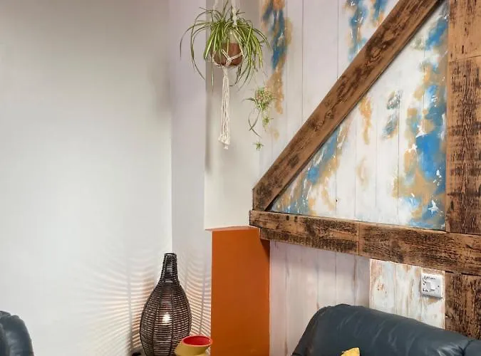 The Boat Shed Hostel